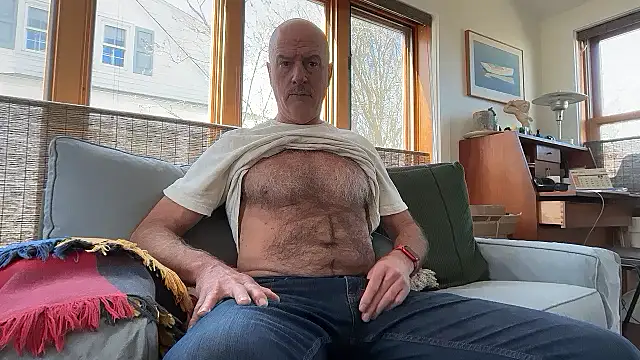 Guy  Grey online show from April 18, 2026, 2:43 pm