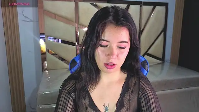 Kylia a online show from March 12, 2026, 8:04 pm