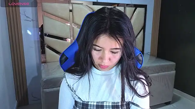 Kylia a online show from March 23, 2026, 8:13 pm