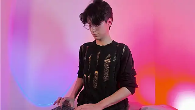 lui x dust online show from June 5, 2026, 9:53 pm