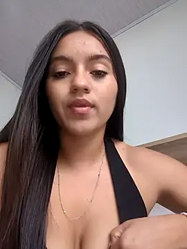 Snapshot of DulceCaroX chatting on July 24, 2026, 1:20 pm DulceCaroX online show from July 24, 2026, 1:20 pm