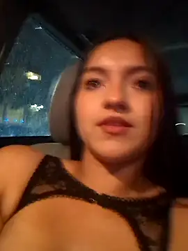 Snapshot of DulceCaroX chatting on August 2, 2026, 3:49 am DulceCaroX online show from August 2, 2026, 3:49 am