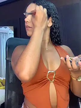 Miaafoxx   online show from April 21, 2026, 7:28 pm