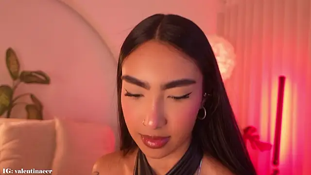 Kali-hill online show from March 7, 2026, 4:53 am