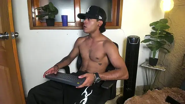 Jeremy wallker online show from April 21, 2026, 8:34 pm