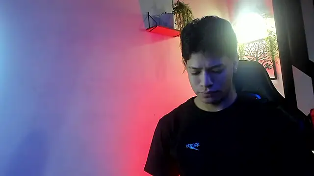 TonyPetrovjs online show from April 2, 2026, 6:11 am