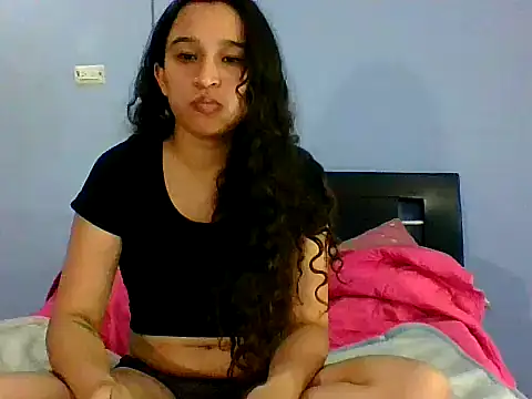 scarlettscottx  online show from May 4, 2026, 1:34 am