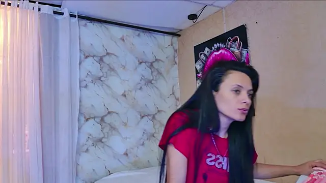 QueenSallyDesire online show from April 22, 2026, 3:20 am