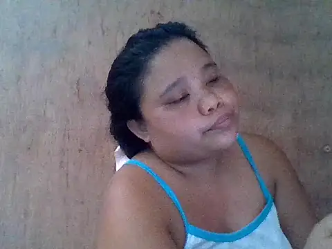 sweetlyn31 online show from April 8, 2026, 5:40 am