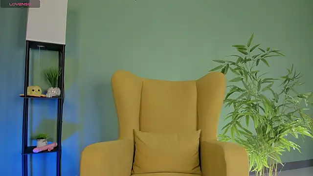 Snapshot of taticamomile chatting on March 6, 2026, 4:09 am taticamomile online show from March 6, 2026, 4:09 am