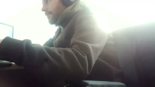 truble78 online show from February 25, 2026, 8:02 am