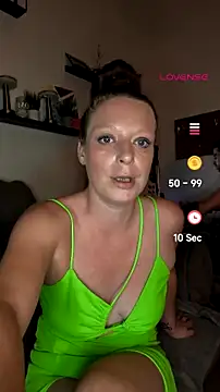 ZaramourXMrX online show from August 2, 2026, 7:45 pm
