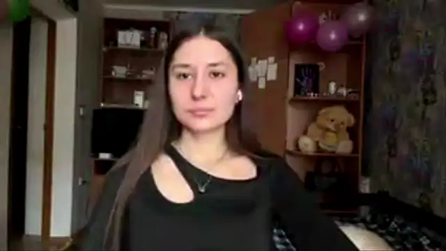 poly princess online show from February 25, 2026, 7:18 am