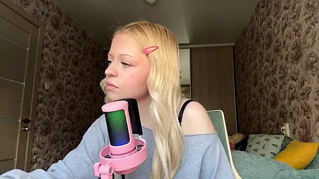 JeneeBIanks online show from February 21, 2026, 11:11 am