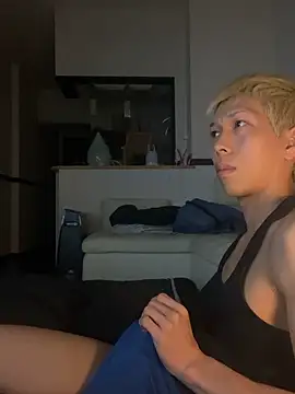 Yumemiru-k online show from May 8, 2026, 4:34 pm