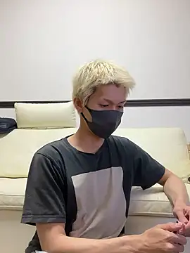 Yumemiru-k online show from May 13, 2026, 8:23 am