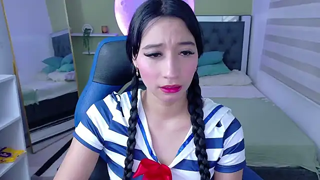ivvoncute online show from June 12, 2026, 1:15 am