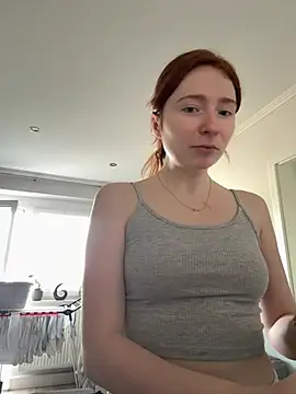 HoneyBunny18 online show from February 26, 2026, 1:21 pm