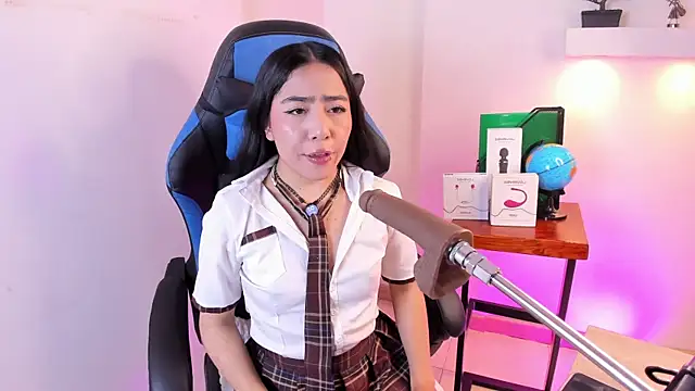 Valecute  online show from April 19, 2026, 8:11 pm