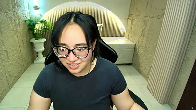 bunny mich r online show from March 3, 2026, 7:42 pm