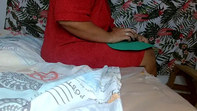 smallvioleta69 online show from March 2, 2026, 6:15 pm