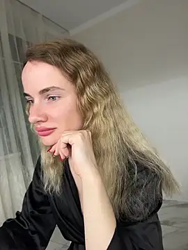 AinyrVixxen online show from April 20, 2026, 9:27 pm