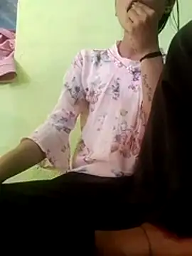 wifedesi7050 online show from March 24, 2026, 7:24 am