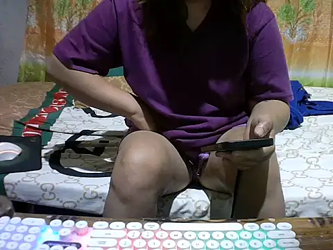 Radiant smile online show from May 3, 2026, 9:21 pm