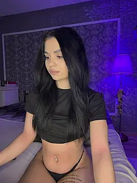 Olivia Noor online show from April 3, 2026, 12:41 am