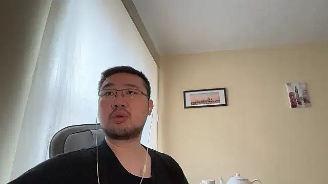 jasonryu2025 online show from March 22, 2026, 8:51 am