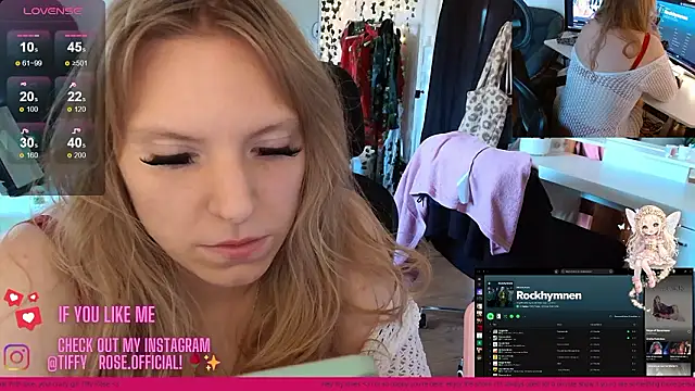 TiffyRose online show from March 6, 2026, 8:44 am