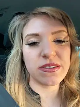 TiffyRose online show from March 9, 2026, 6:39 am