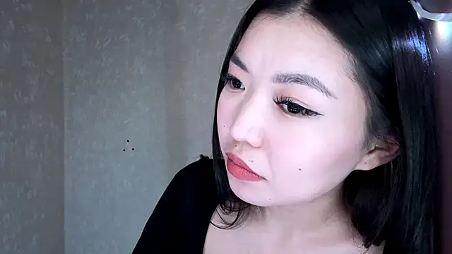 MeiMoon online show from March 5, 2026, 12:34 pm