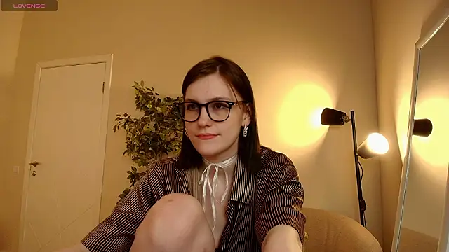 pussy maker online show from March 6, 2026, 11:23 pm