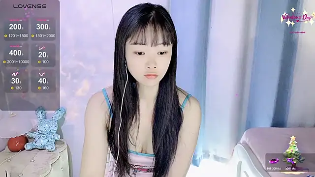 okyssa online show from April 9, 2026, 3:39 am