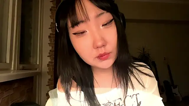 Yunananaa online show from March 5, 2026, 2:24 pm