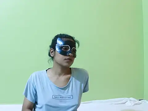 Snapshot of mrsdevika chatting on March 19, 2026, 4:11 pm mrsdevika online show from March 19, 2026, 4:11 pm