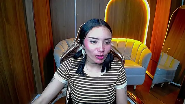 Daphne nicole b online show from February 28, 2026, 12:50 pm