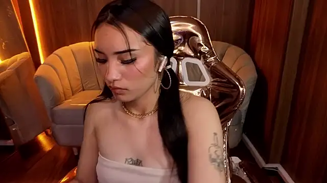 Daphne nicole b online show from March 28, 2026, 1:00 pm