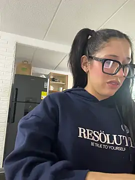 susi chimm online show from March 25, 2026, 1:55 am