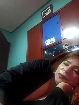 rubiii1972 online show from March 31, 2026, 10:43 pm