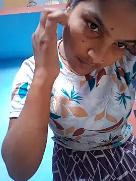 Akai-cam online show from April 23, 2026, 6:47 am