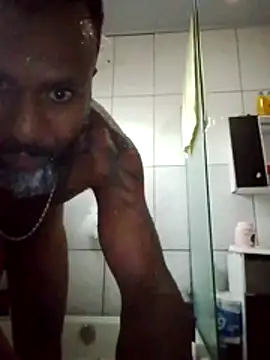 maurofoz26 online show from March 6, 2026, 9:44 pm