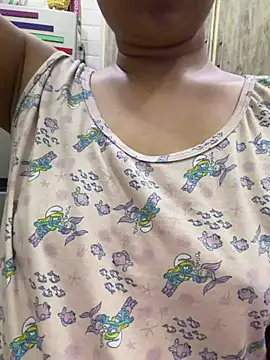 Snapshot of sessy_grl chatting on July 31, 2026, 11:37 pm sessy grl online show from July 31, 2026, 11:37 pm