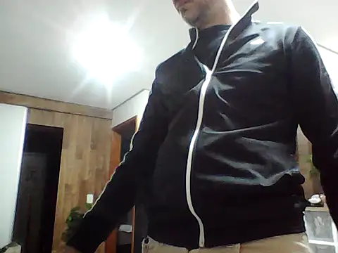 FabioZoe1 online show from May 27, 2026, 3:36 am