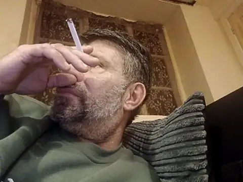 stud2512 online show from April 7, 2026, 9:26 pm