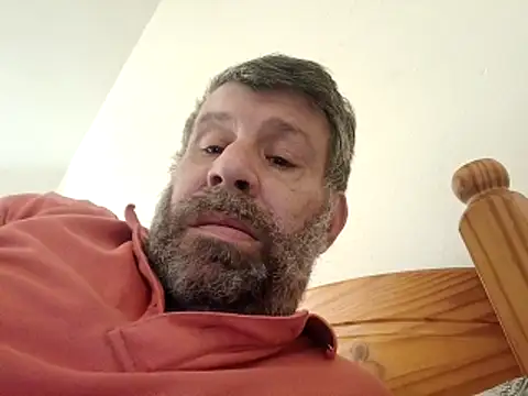 stud2512 online show from April 19, 2026, 8:13 am