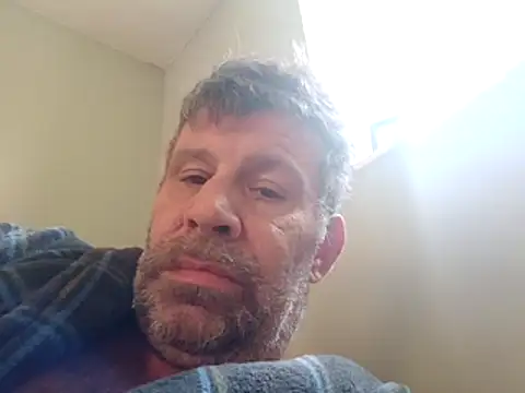 stud2512 online show from June 10, 2026, 7:51 am