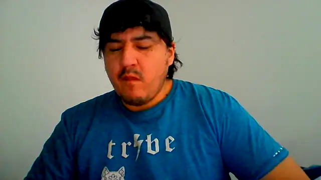 Snapshot of Bouncywarrior chatting on March 14, 2026, 5:57 am Bouncywarrior online show from March 14, 2026, 5:57 am