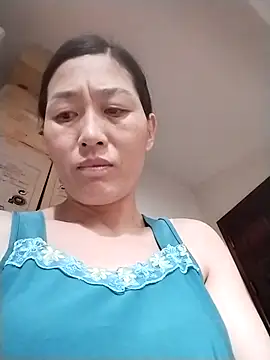 lris-Beauty77 online show from April 20, 2026, 7:48 pm